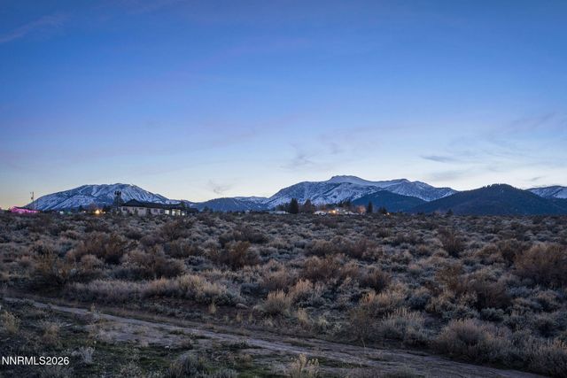 13330 W Saddlebow Drive, Reno, NV 89511