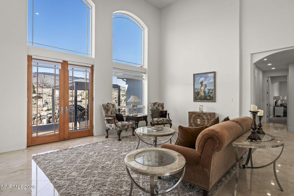 Image 10 of property listing at 13330 W Saddlebow Drive, Reno, NV 89511