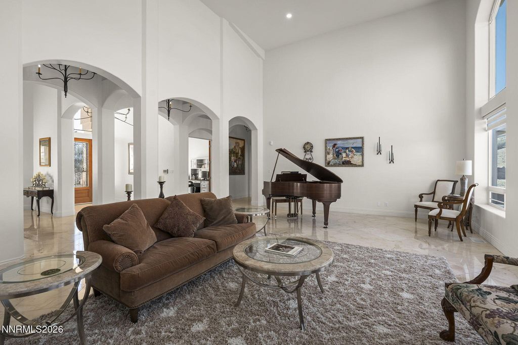 Image 11 of property listing at 13330 W Saddlebow Drive, Reno, NV 89511