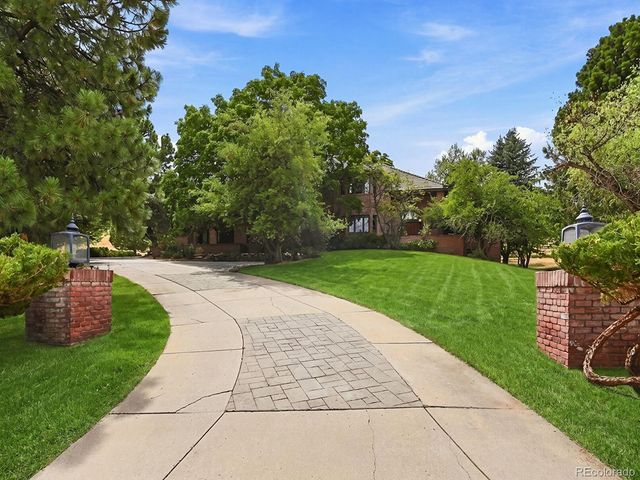26 Red Fox Lane, Littleton, CO 80127