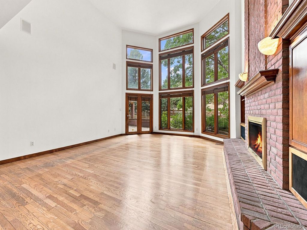 Image 18 of property listing at 26 Red Fox Lane, Littleton, CO 80127