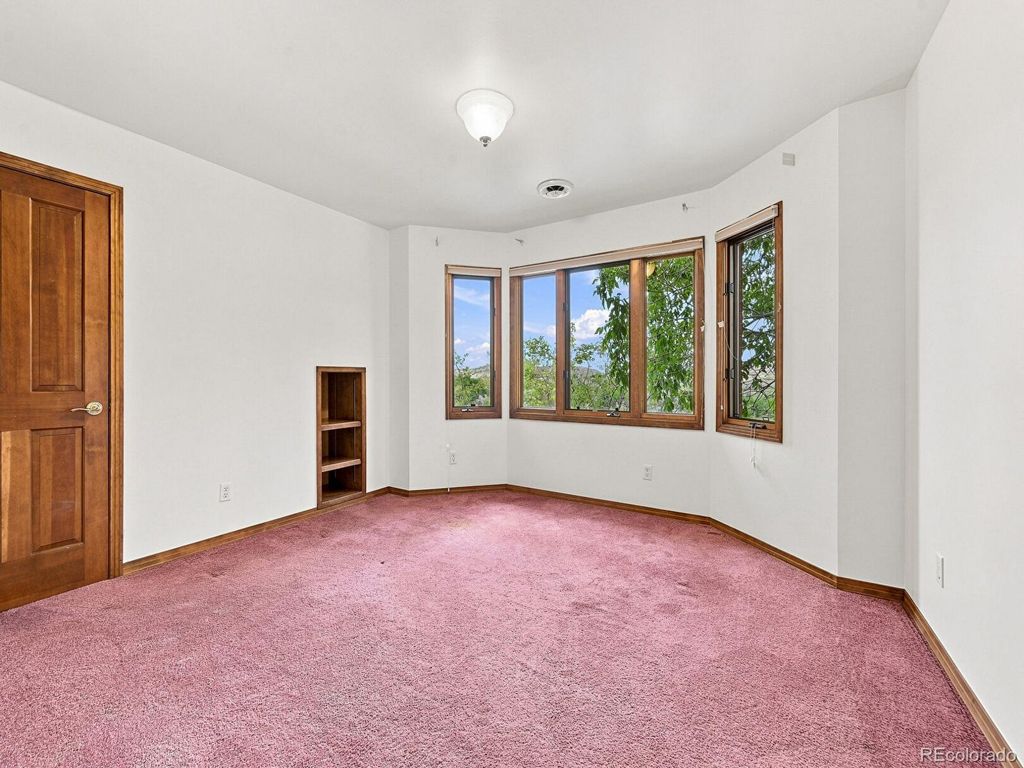 Image 43 of property listing at 26 Red Fox Lane, Littleton, CO 80127