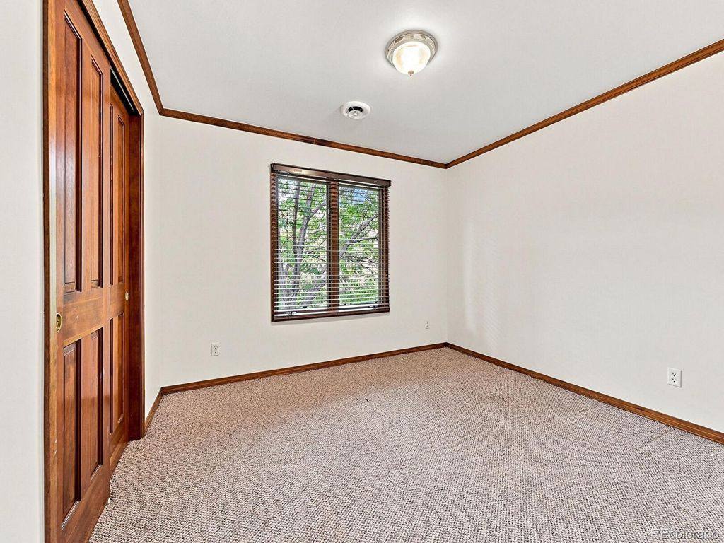 Image 44 of property listing at 26 Red Fox Lane, Littleton, CO 80127