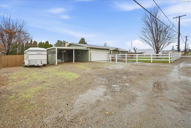 2416 Road 60, Pasco, WA 99301