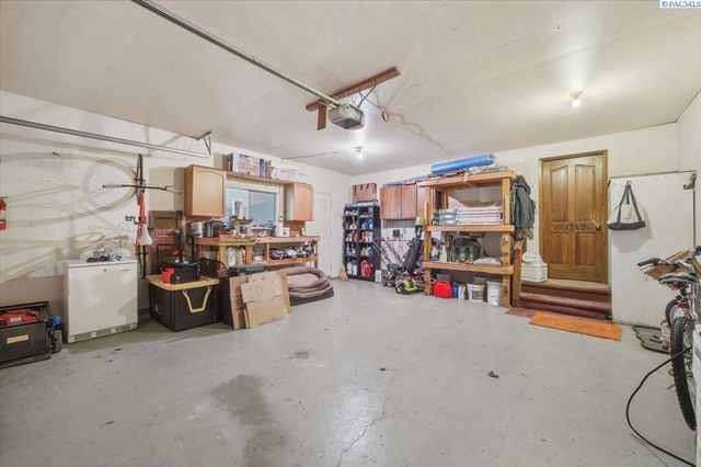 2416 Road 60, Pasco, WA 99301