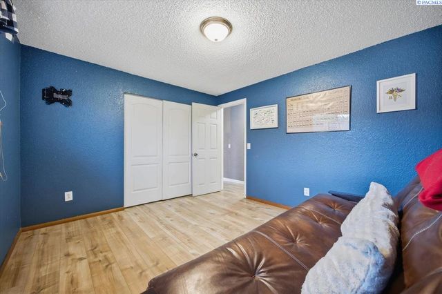 2416 Road 60, Pasco, WA 99301