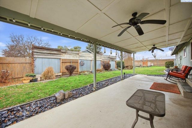 2416 Road 60, Pasco, WA 99301