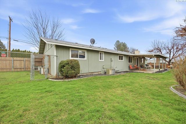 2416 Road 60, Pasco, WA 99301