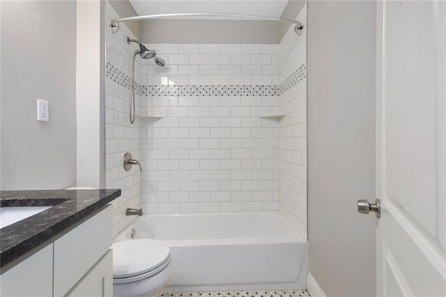 5601 Harrison Street, Kansas City, MO 64110