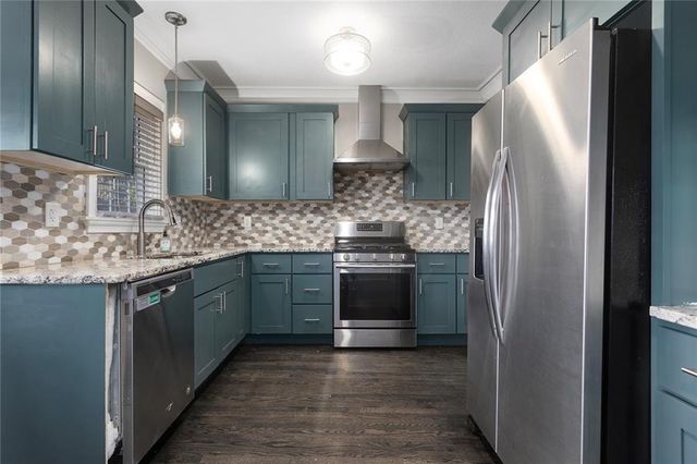 5601 Harrison Street, Kansas City, MO 64110