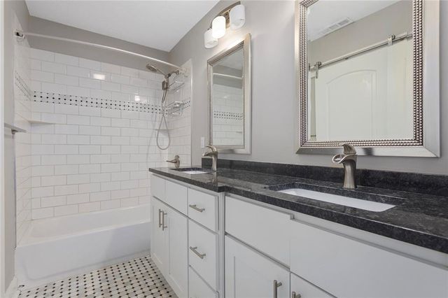5601 Harrison Street, Kansas City, MO 64110