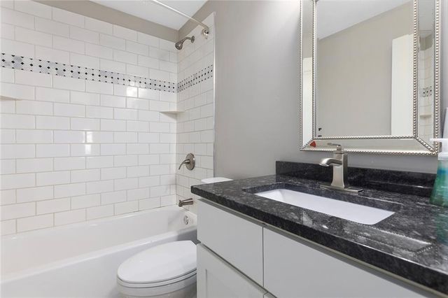 5601 Harrison Street, Kansas City, MO 64110