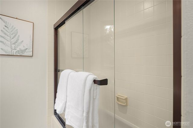 22542 NE 46th Street, Redmond, WA 98053