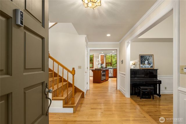 22542 NE 46th Street, Redmond, WA 98053