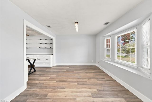 1893 Monument DR, Virginia Beach, VA 23464