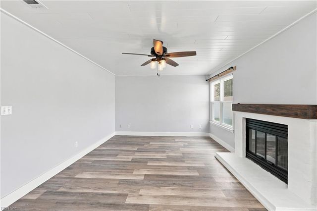 1893 Monument DR, Virginia Beach, VA 23464