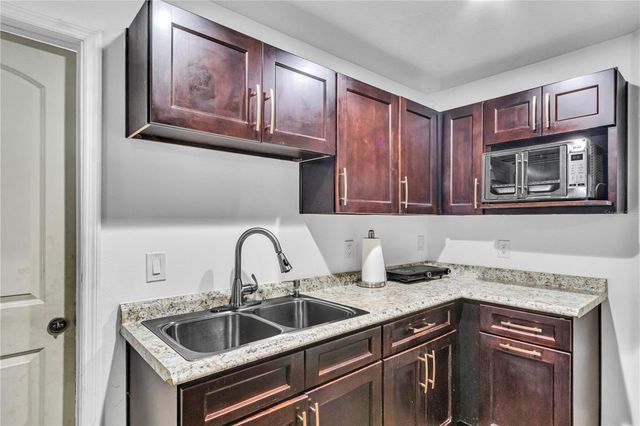 7725 JAFFA DRIVE, Orlando, FL 32835