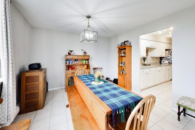 40 N Tower Road 4F, Oak Brook, IL 60523