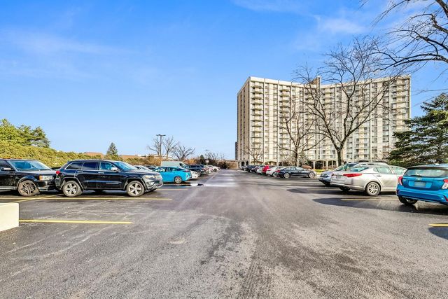40 N Tower Road 4F, Oak Brook, IL 60523