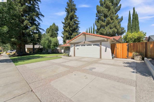 36008 Plumeria, Fremont, CA 94536
