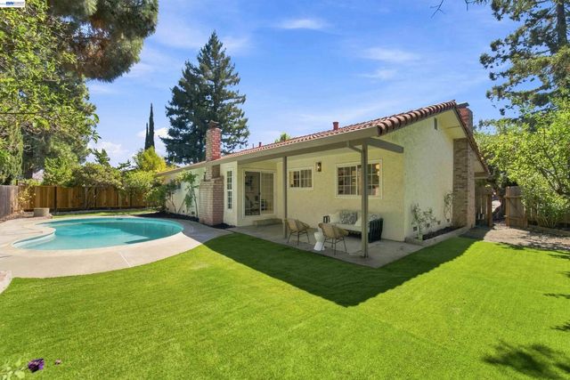 36008 Plumeria, Fremont, CA 94536