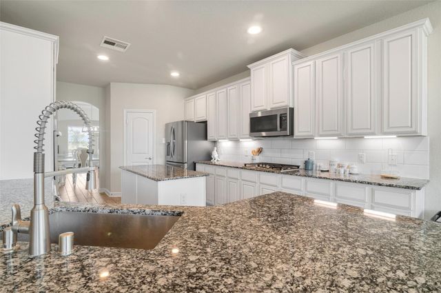 2409 Lake Mist Drive, Texas City, TX 77568