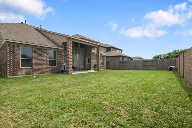 2409 Lake Mist Drive, Texas City, TX 77568