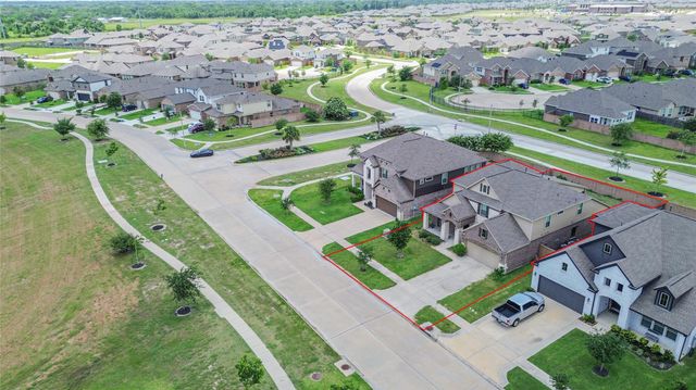 2409 Lake Mist Drive, Texas City, TX 77568