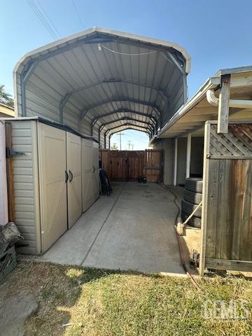 103 Hudson Drive, Bakersfield, CA 93307