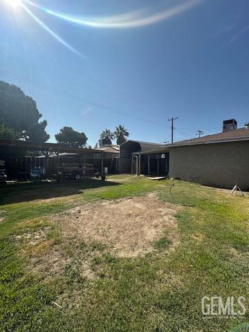 103 Hudson Drive, Bakersfield, CA 93307