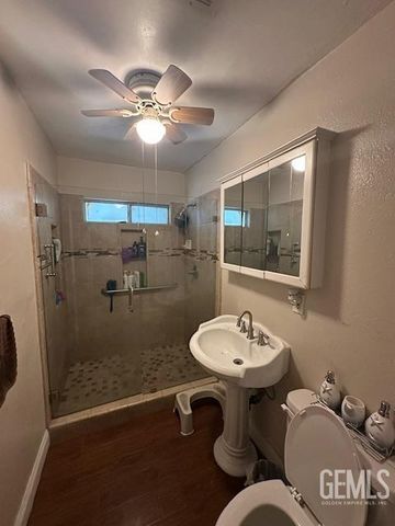 103 Hudson Drive, Bakersfield, CA 93307