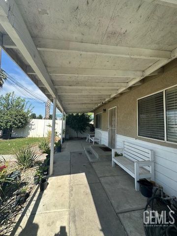 103 Hudson Drive, Bakersfield, CA 93307