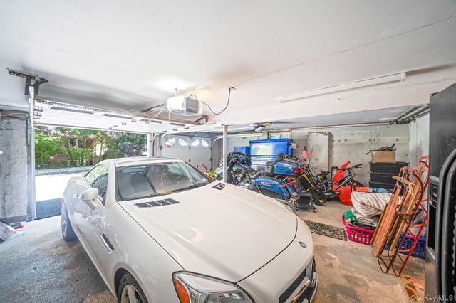 28 Royal Oak Drive, Huntington, NY 11743