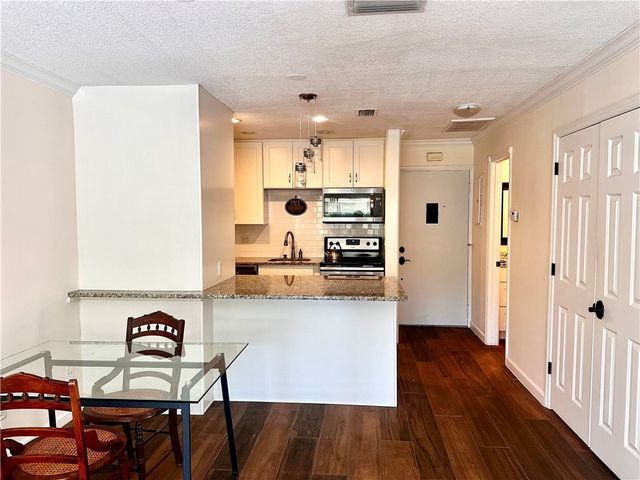 1815 Robalo Drive C201, Vero Beach, FL 32960