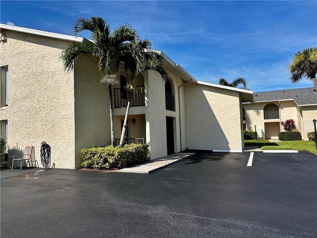 1815 Robalo Drive C201, Vero Beach, FL 32960