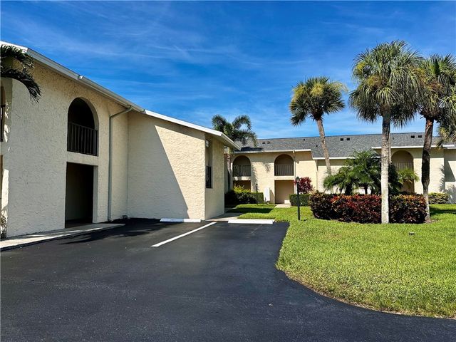 1815 Robalo Drive C201, Vero Beach, FL 32960