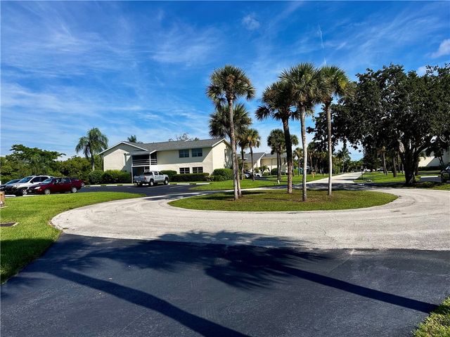 1815 Robalo Drive C201, Vero Beach, FL 32960