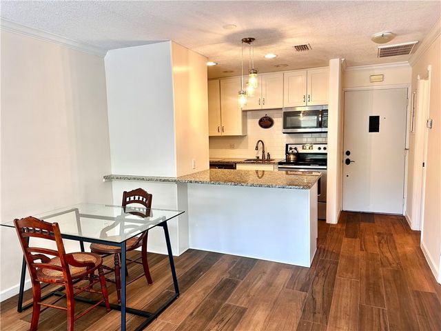 1815 Robalo Drive C201, Vero Beach, FL 32960