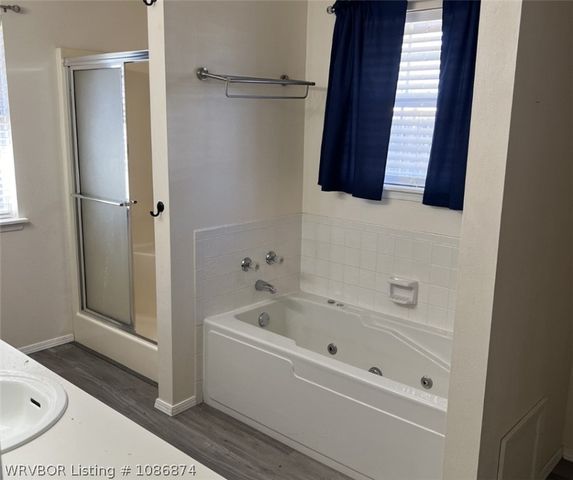 8812 Skypark Drive, Fort Smith, AR 72903