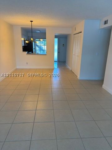 2297 SW 15th St 125, Deerfield Beach, FL 33442