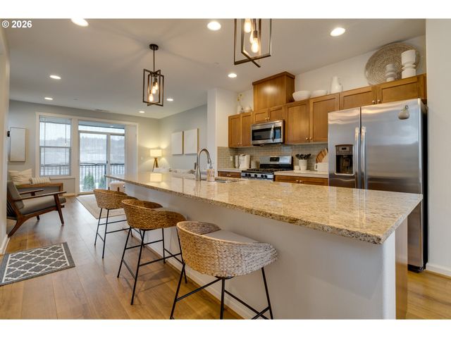 13690 Sw SILENT FOX Ter, Sherwood, OR 97140