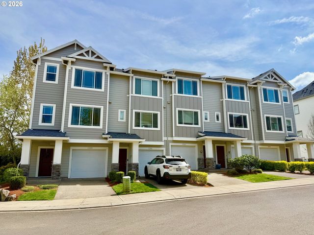 13690 Sw SILENT FOX Ter, Sherwood, OR 97140