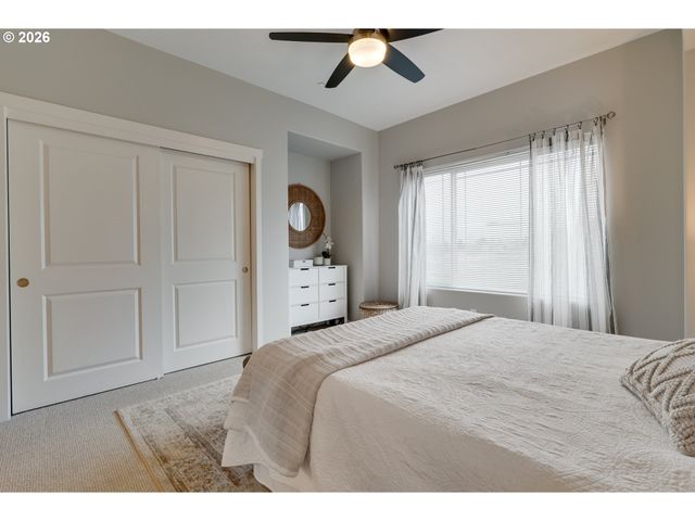 13690 Sw SILENT FOX Ter, Sherwood, OR 97140