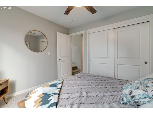 13690 Sw SILENT FOX Ter, Sherwood, OR 97140