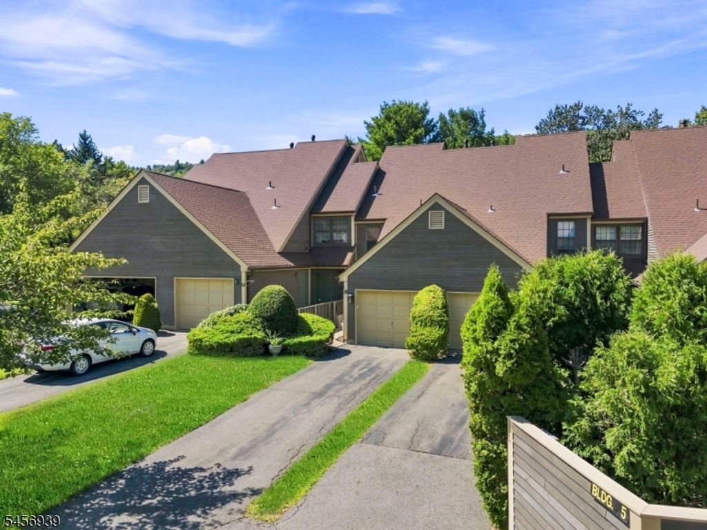 5 New Bedford Rd, West Milford Twp., NJ 07480 — exterior