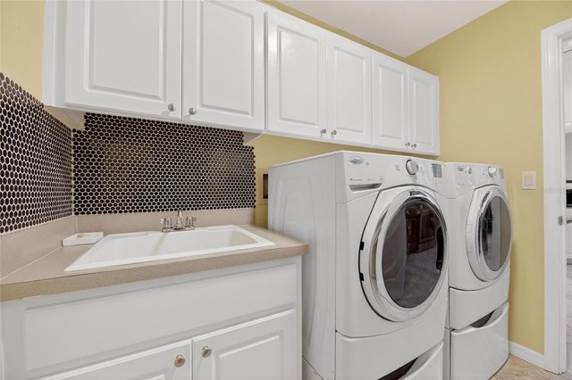 1335 JUMANA LOOP, Apollo Beach, FL 33572