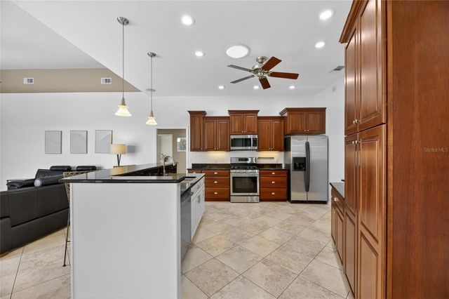 1335 JUMANA LOOP, Apollo Beach, FL 33572