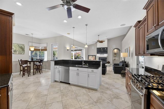 1335 JUMANA LOOP, Apollo Beach, FL 33572