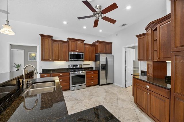 1335 JUMANA LOOP, Apollo Beach, FL 33572