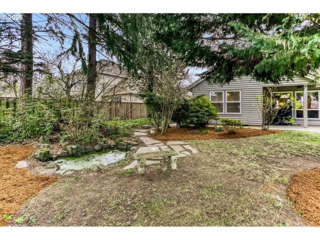 616 Nw PACIFIC GROVE Dr, Beaverton, OR 97006